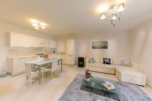 Spinola Apartment