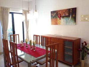 St Julians Apartment