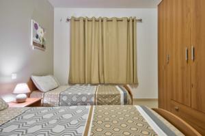 Urban Front Apartment