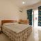 Coast Road Flat 4