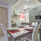 Ocean Drive Court Apartment