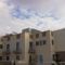D Cliff Apartment